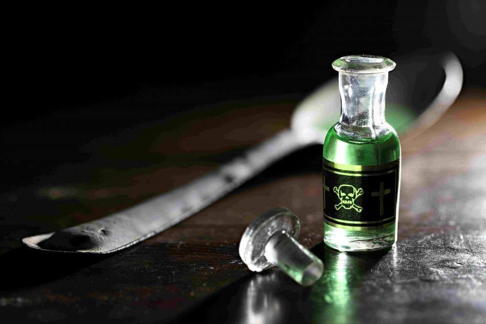 Les erreurs fréquentes en soirée qui augmentent le risque de soumission chimique - Protect Your Glass