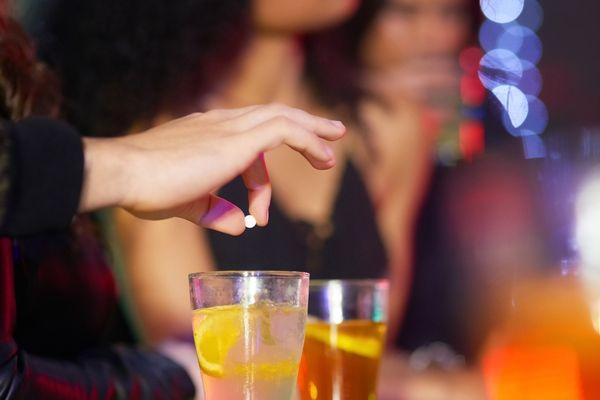 Top 3 des produits innovants pour se protéger en soirée en 2025 - Protect Your Glass