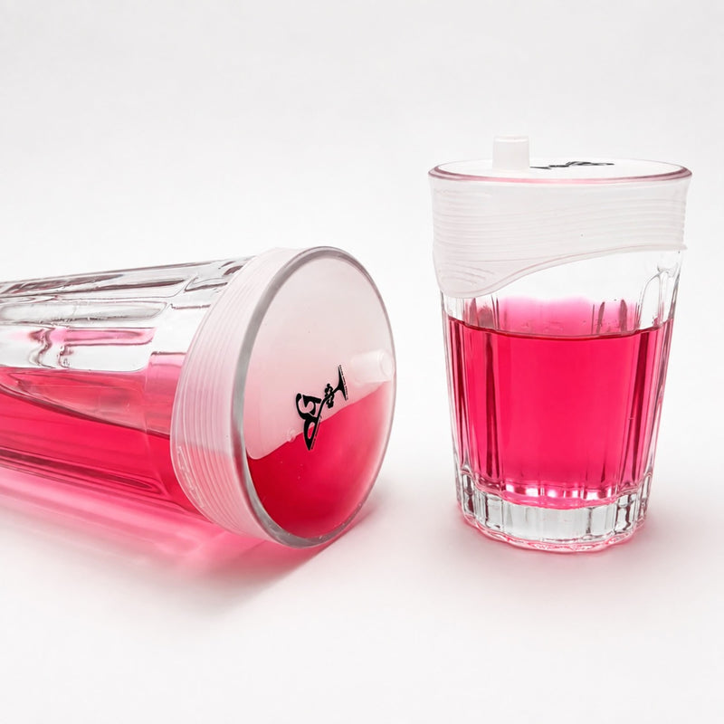 Deux verres équipés de capotes de verre en silicone Protect Your Glass.